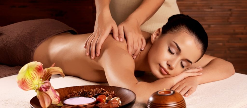 imparare il massaggio ayurvedico nelle scuole di estetica